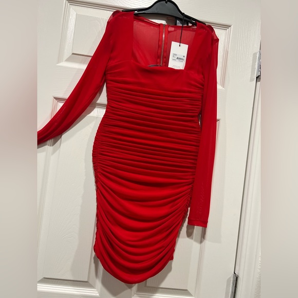 BARDOT crimson red ruched dress - Picture 3 of 4